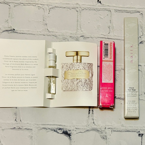 New Dior Pouch & Beauty Bundle With Dior Hydra Life Micellar Cleanser (10 Items) - Picture 6 of 16